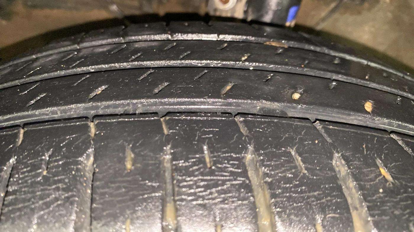 2019 Maruti Dzire ZXI PLUS AMT, Petrol, Automatic, 48,134 km, Left Front Tyre Tread
