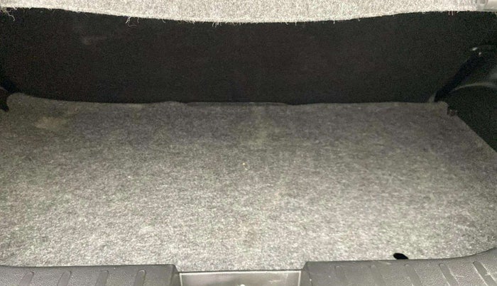 2022 Maruti Alto VXI, Petrol, Manual, 8,257 km, Boot Inside