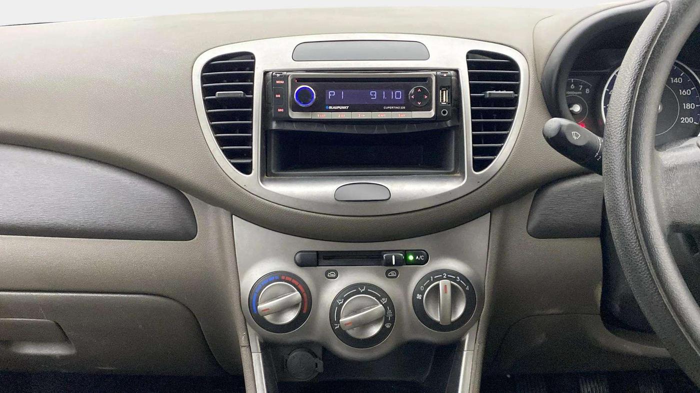 2013 Hyundai i10 MAGNA 1.2, Petrol, Manual, 42,658 km, Air Conditioner