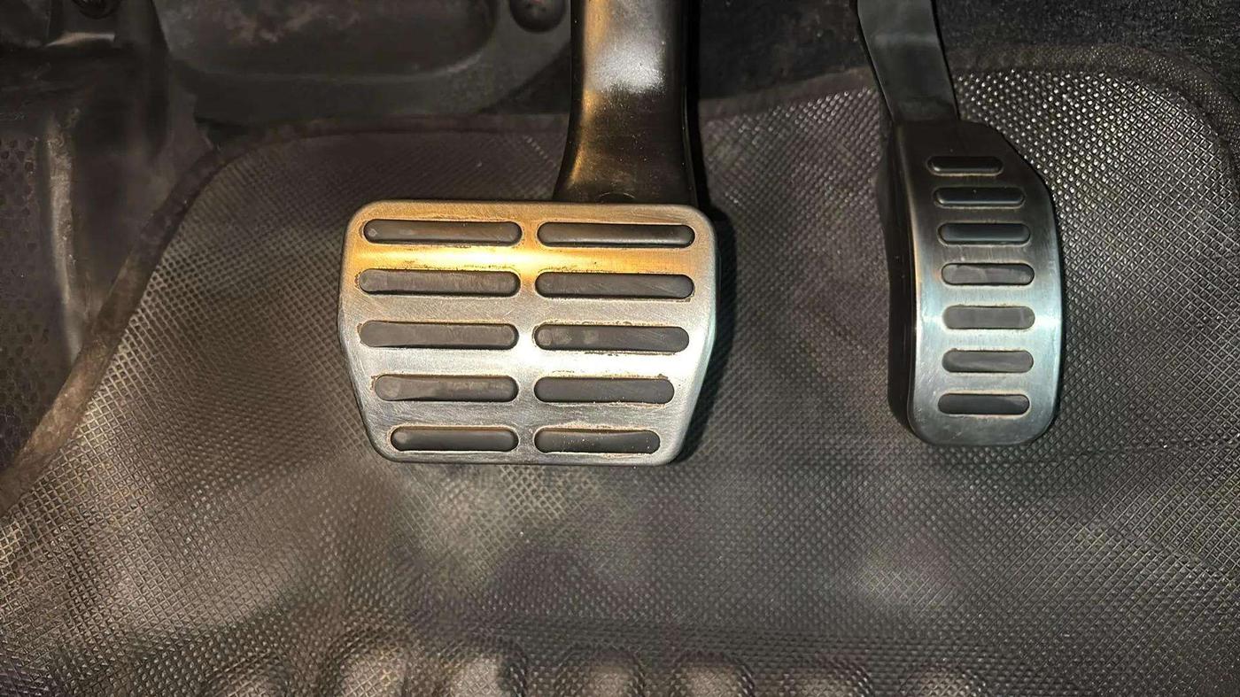 2018 Skoda Rapid STYLE 1.6 MPI AT, Petrol, Automatic, 71,766 km, Pedals