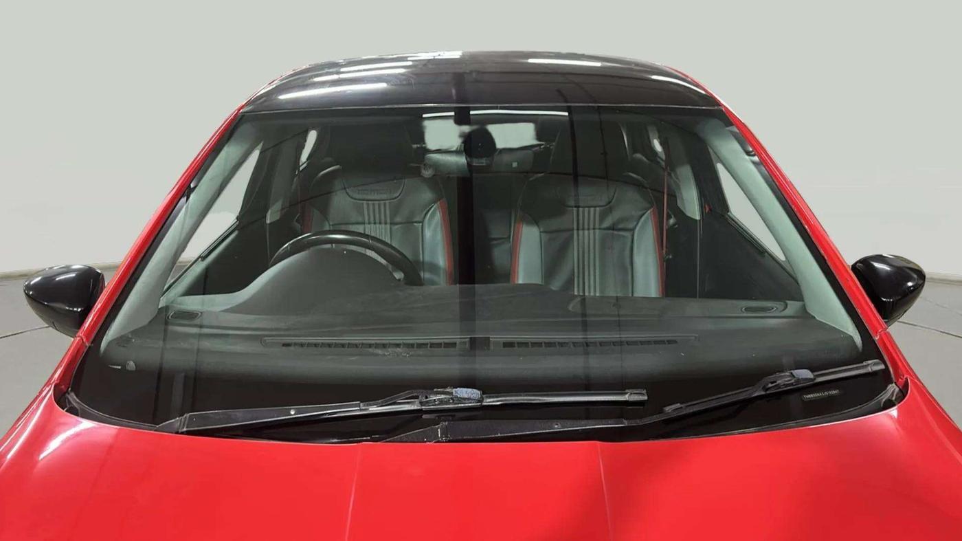 2018 Skoda Rapid STYLE 1.6 MPI AT, Petrol, Automatic, 71,766 km, Front Windshield