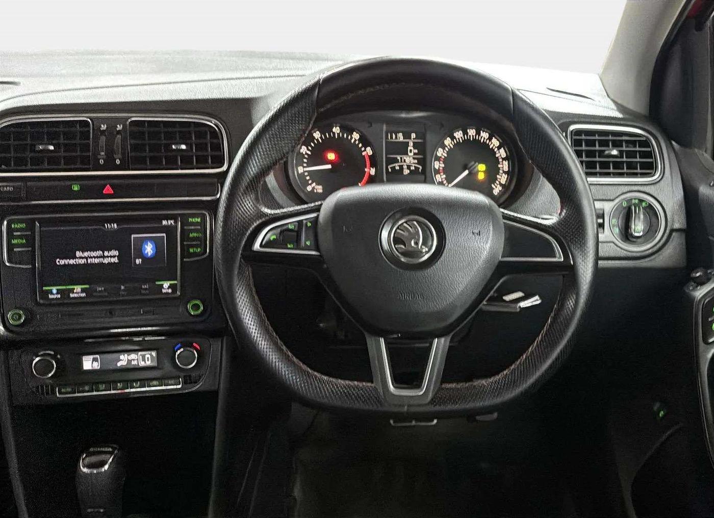 2018 Skoda Rapid STYLE 1.6 MPI AT, Petrol, Automatic, 71,766 km, Steering Wheel Close Up