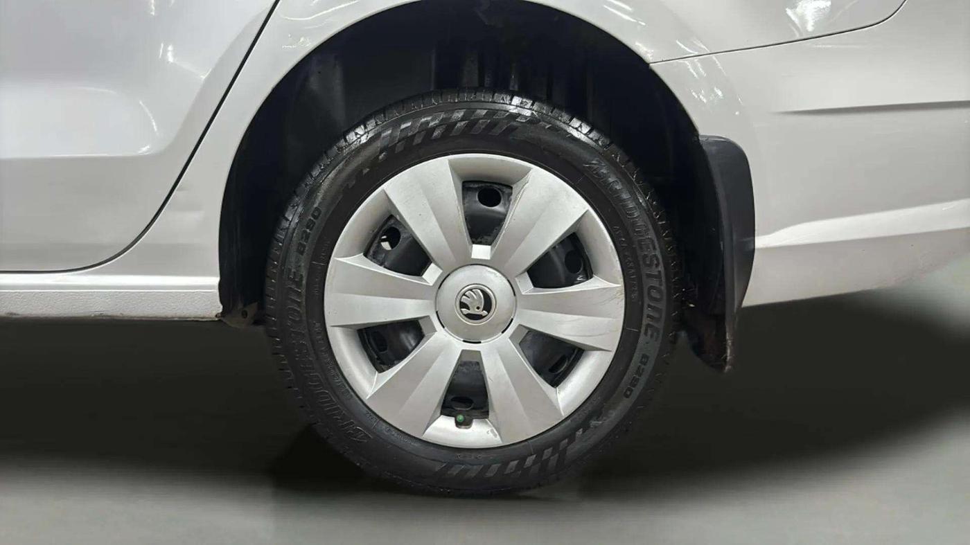 2020 Skoda Rapid ACTIVE 1.0 TSI, Petrol, Manual, 82,242 km, Left Rear Wheel