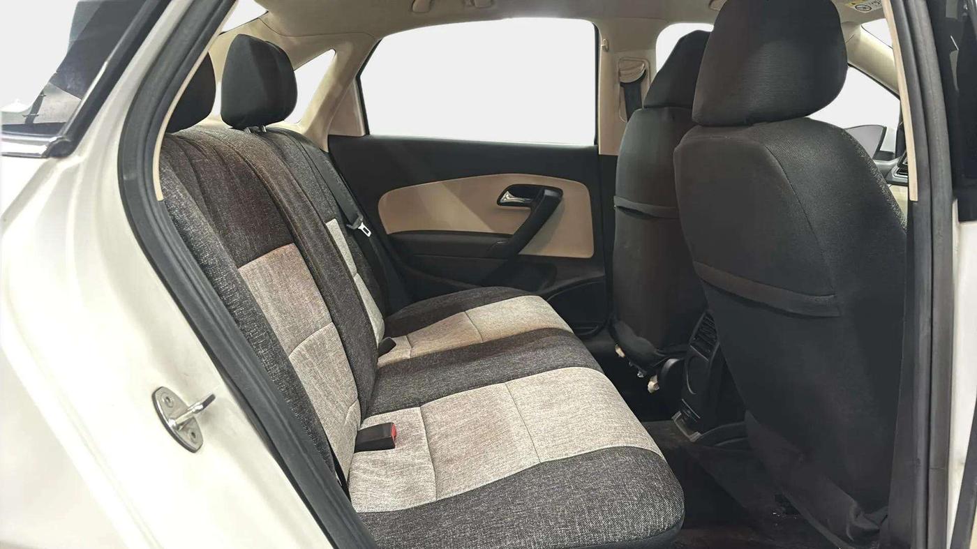 2020 Skoda Rapid ACTIVE 1.0 TSI, Petrol, Manual, 82,242 km, Right Side Rear Door Cabin