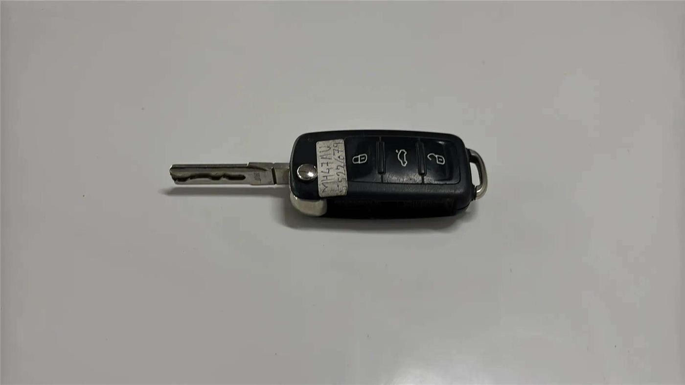 2020 Skoda Rapid ACTIVE 1.0 TSI, Petrol, Manual, 82,242 km, Key Close Up