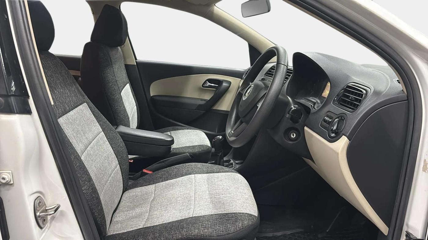 2020 Skoda Rapid ACTIVE 1.0 TSI, Petrol, Manual, 82,242 km, Right Side Front Door Cabin