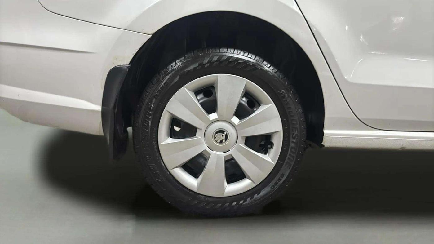 2020 Skoda Rapid ACTIVE 1.0 TSI, Petrol, Manual, 82,242 km, Right Rear Wheel