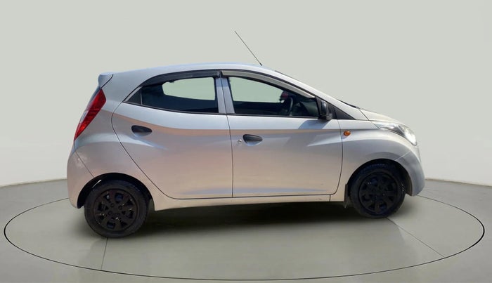 2015 Hyundai Eon MAGNA +, Petrol, Manual, 15,234 km, Right Side View