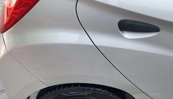 2015 Hyundai Eon MAGNA +, Petrol, Manual, 15,234 km, Right quarter panel - Slightly rusted