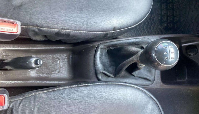 2015 Hyundai Eon MAGNA +, Petrol, Manual, 15,234 km, Gear Lever