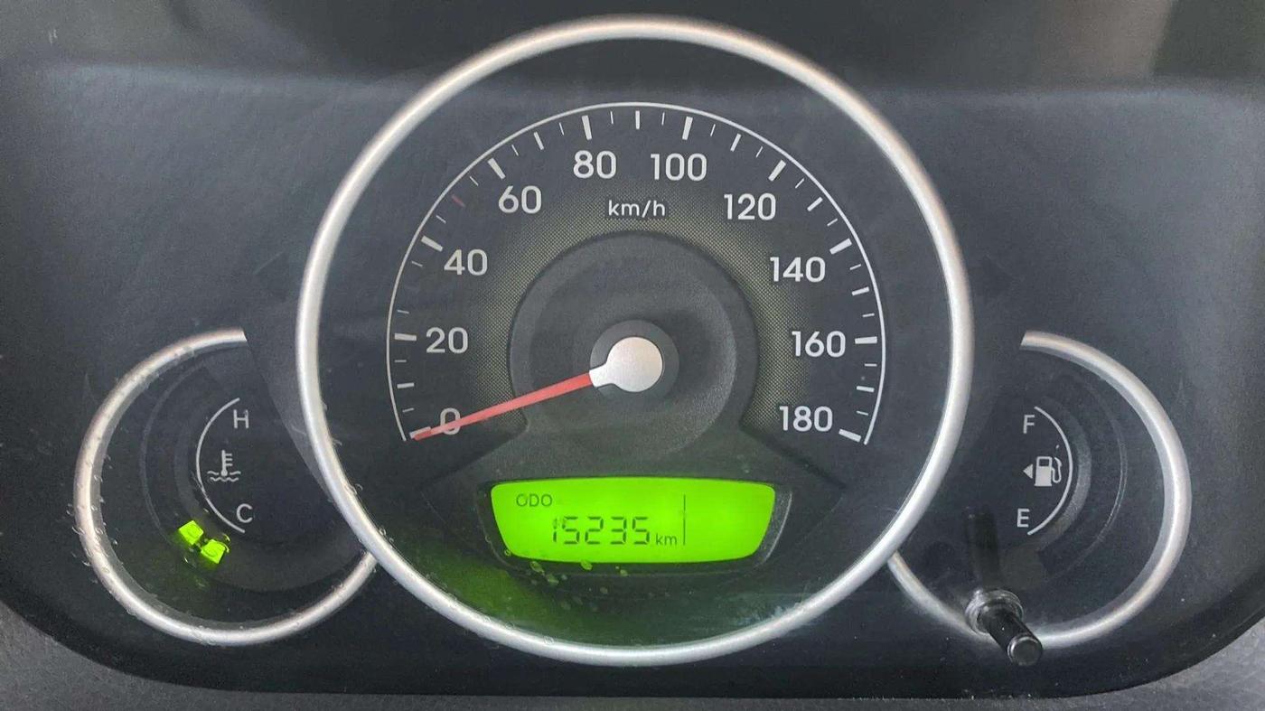 2015 Hyundai Eon MAGNA +, Petrol, Manual, 15,234 km, Odometer Image