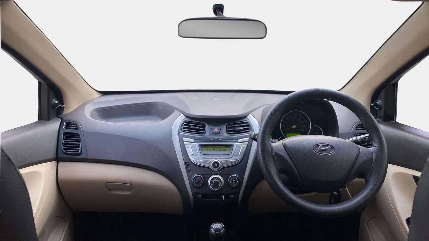 2015 Hyundai Eon MAGNA +, Petrol, Manual, 15,234 km, Dashboard