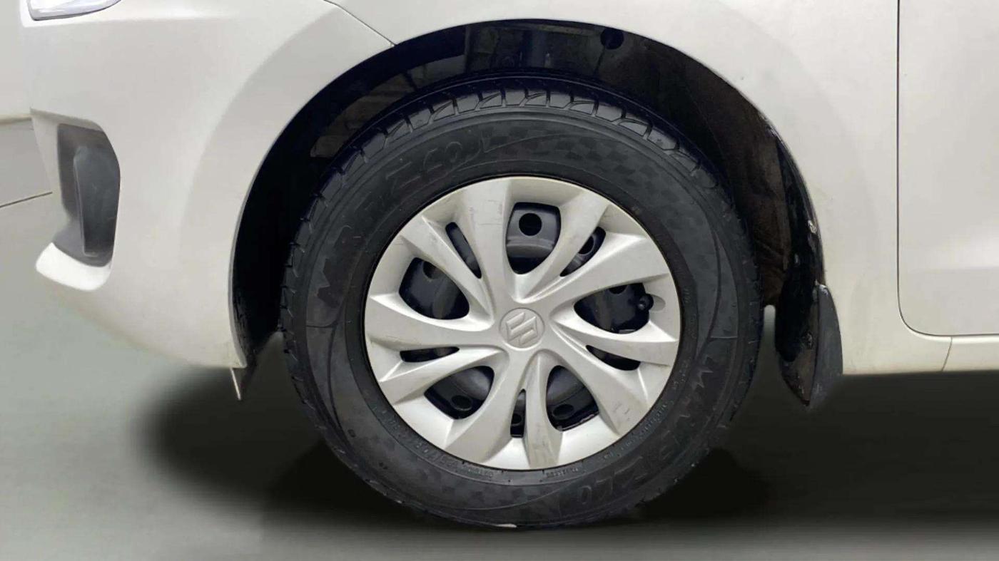 2020 Maruti Swift VXI, Petrol, Manual, 41,846 km, Left Front Wheel