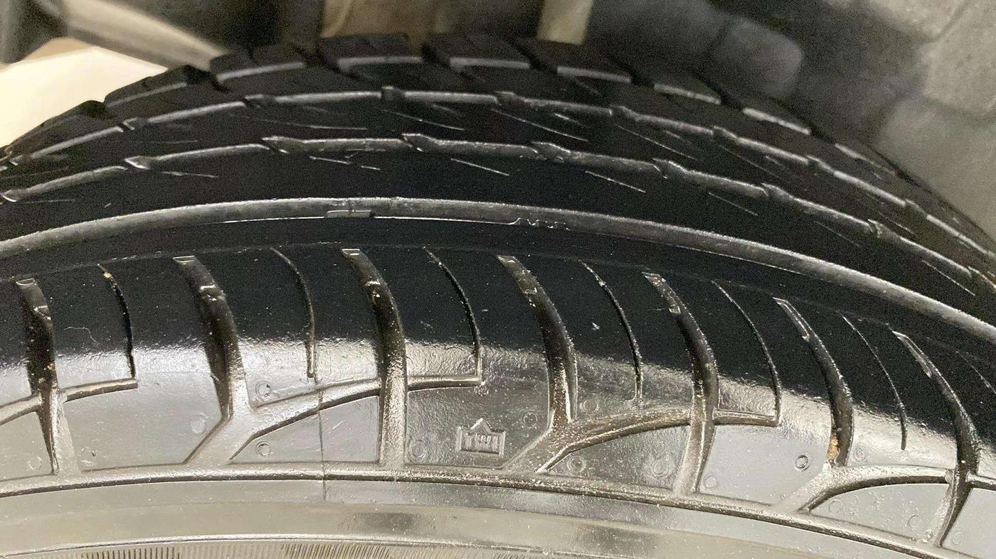 2020 Maruti Swift VXI, Petrol, Manual, 41,846 km, Right Rear Tyre Tread