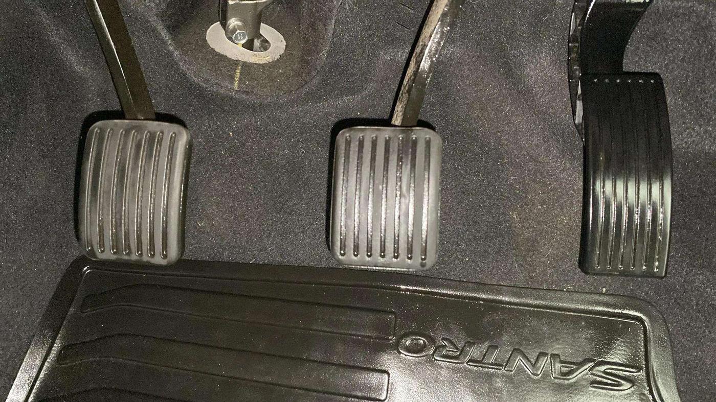 2018 Hyundai NEW SANTRO MAGNA, Petrol, Manual, 15,459 km, Pedals