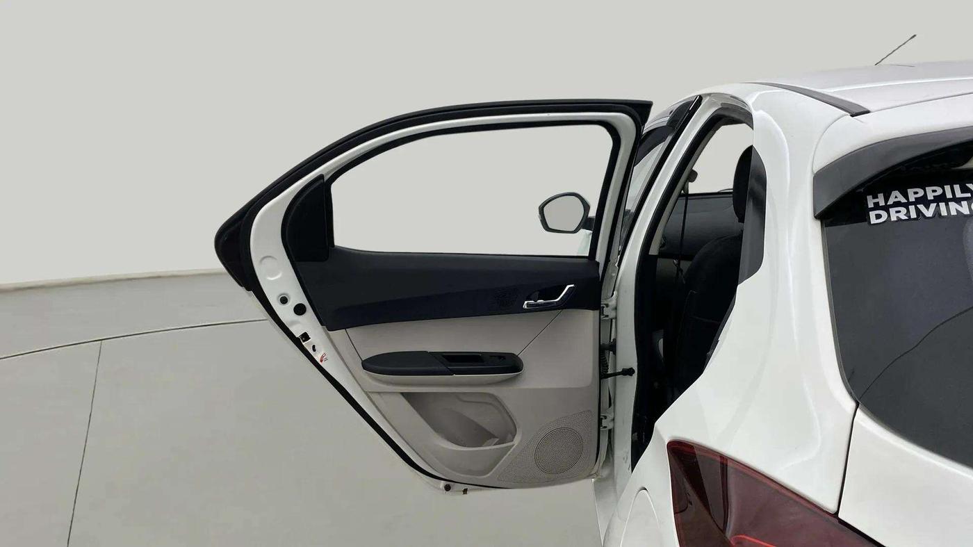 2023 Tata Tiago XZA PLUS PETROL, Petrol, Automatic, 19,953 km, LHS Rear Door