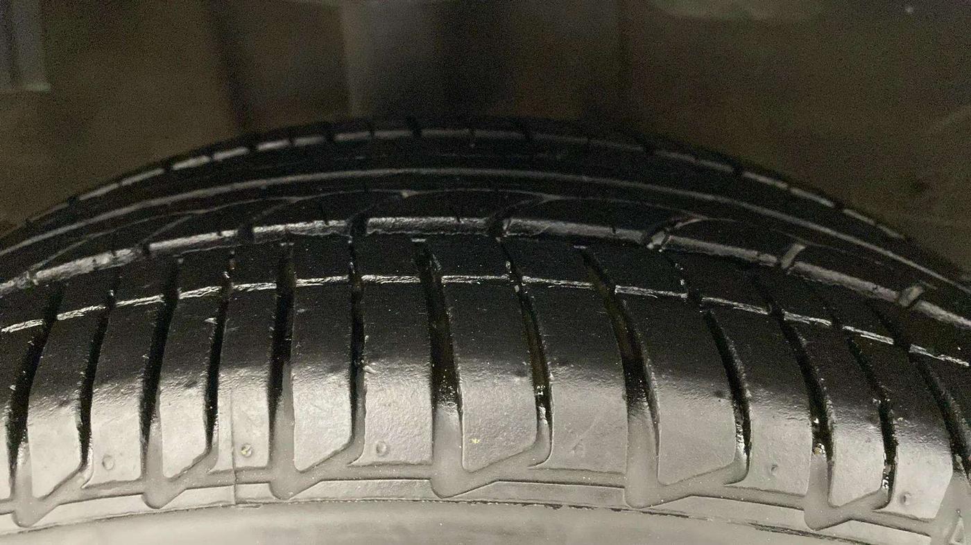 2023 Tata Tiago XZA PLUS PETROL, Petrol, Automatic, 19,953 km, Right Rear Tyre Tread