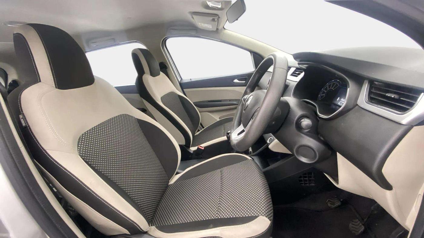 2022 Renault TRIBER RXZ, Petrol, Manual, 86,666 km, Right Side Front Door Cabin