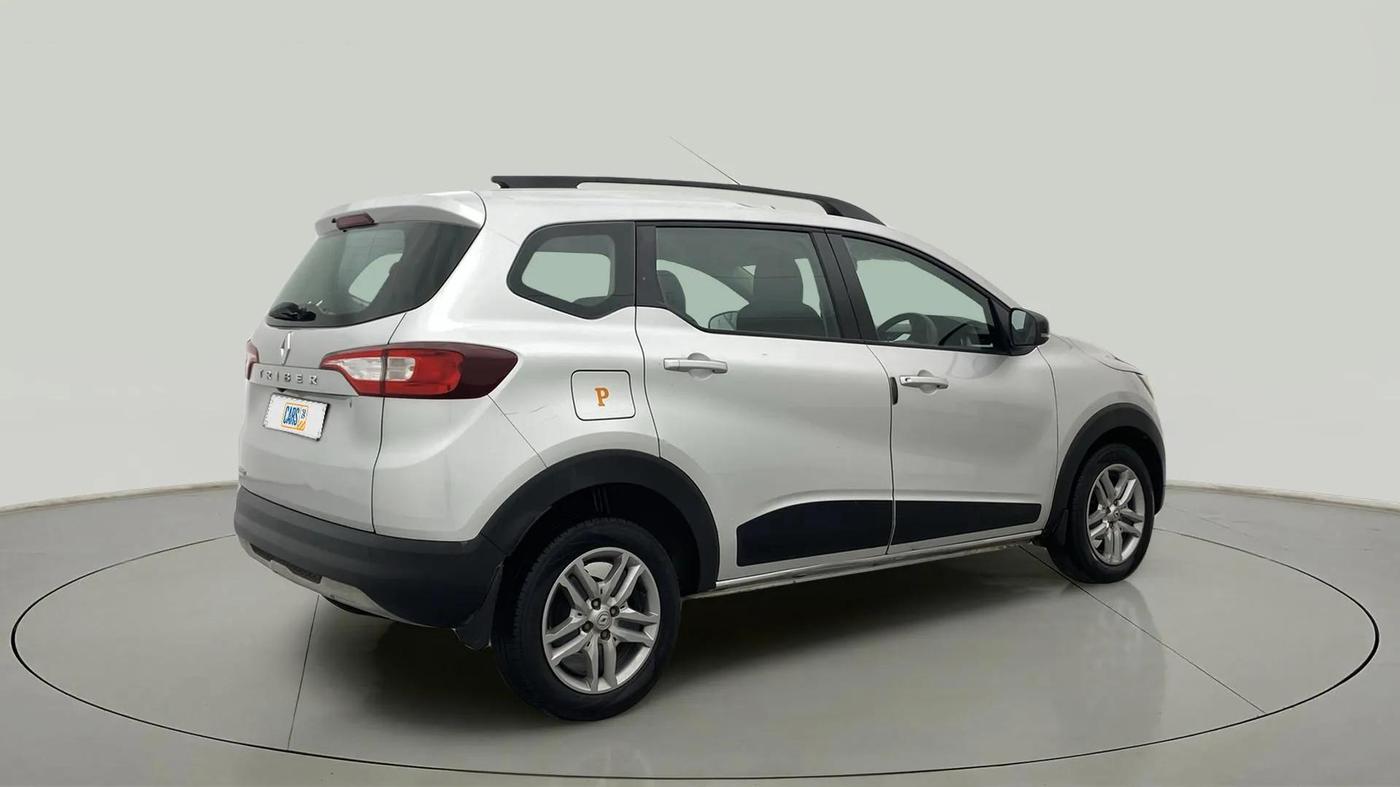2022 Renault TRIBER RXZ, Petrol, Manual, 86,666 km, Right Back Diagonal