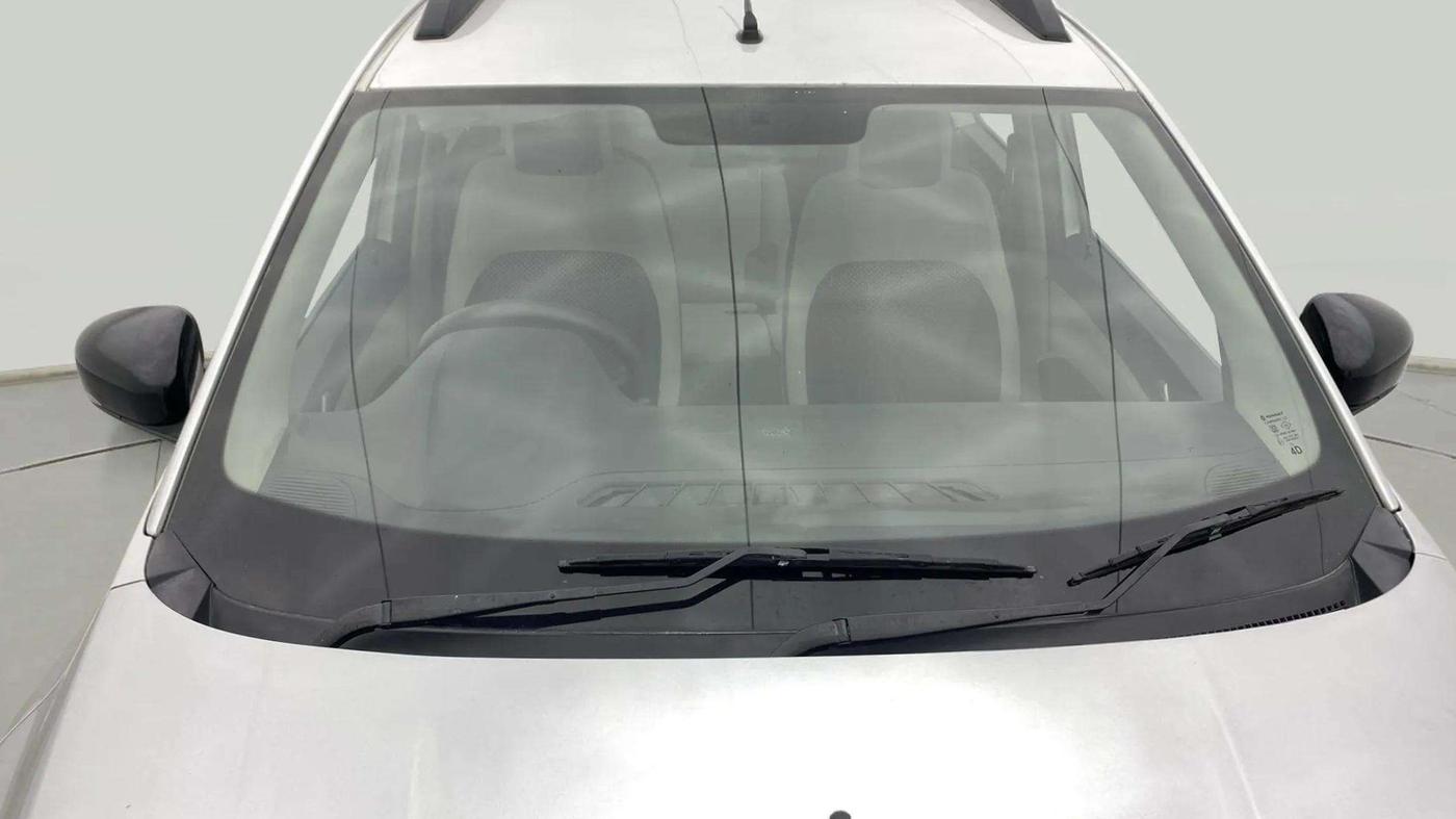 2022 Renault TRIBER RXZ, Petrol, Manual, 86,666 km, Front Windshield