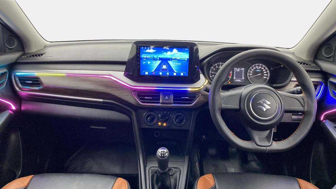 2023 Maruti BREZZA LXI SMART HYBRID, Petrol, Manual, 24,795 km, Dashboard