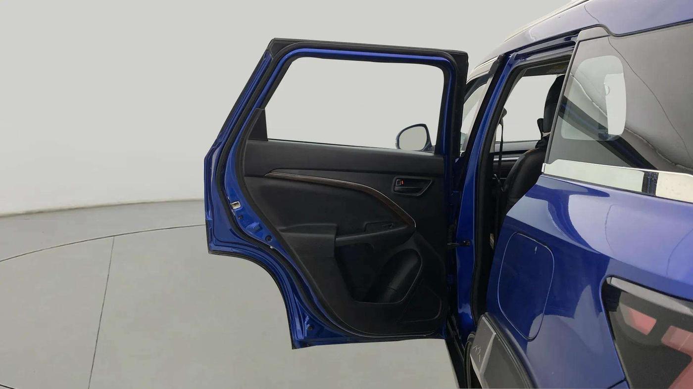 2023 Maruti BREZZA LXI SMART HYBRID, Petrol, Manual, 24,795 km, LHS Rear Door