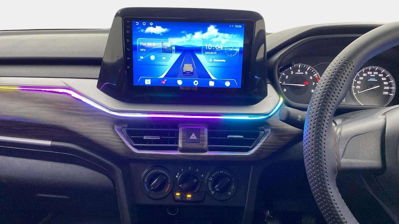 2023 Maruti BREZZA LXI SMART HYBRID, Petrol, Manual, 24,795 km, Air Conditioner
