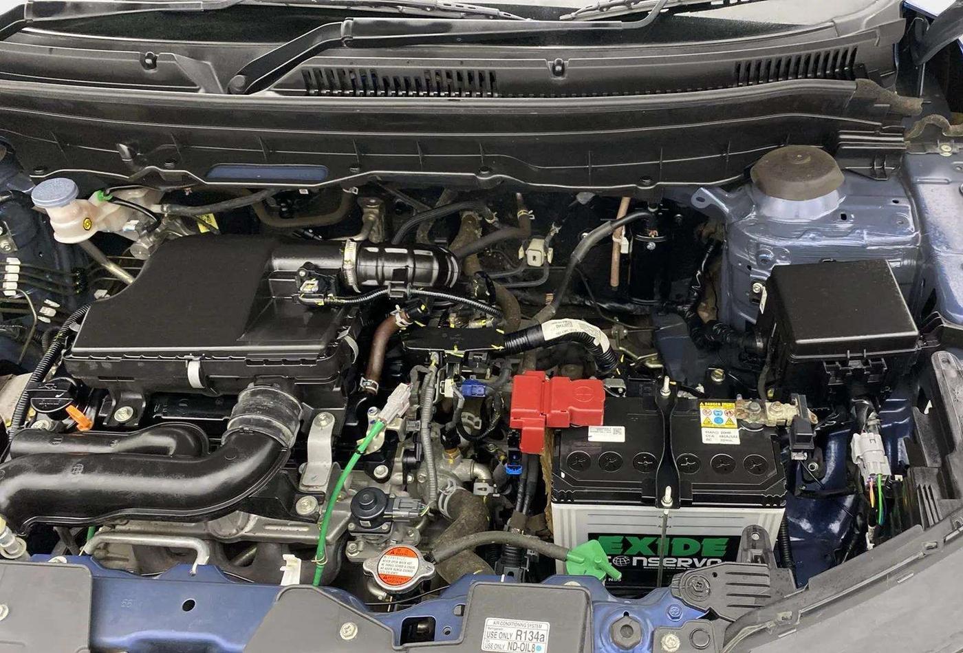 2023 Maruti BREZZA LXI SMART HYBRID, Petrol, Manual, 24,795 km, Engine View - Left