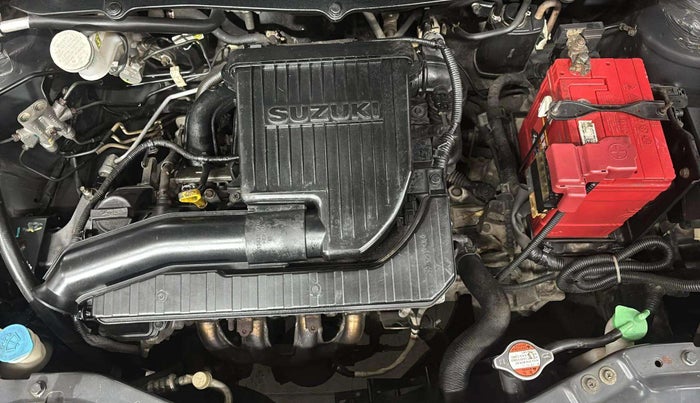 2015 Maruti Swift VXI, Petrol, Manual, 42,348 km, Engine View