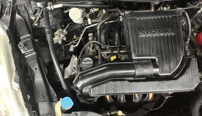 2015 Maruti Swift VXI, Petrol, Manual, 42,348 km, Engine View - Right