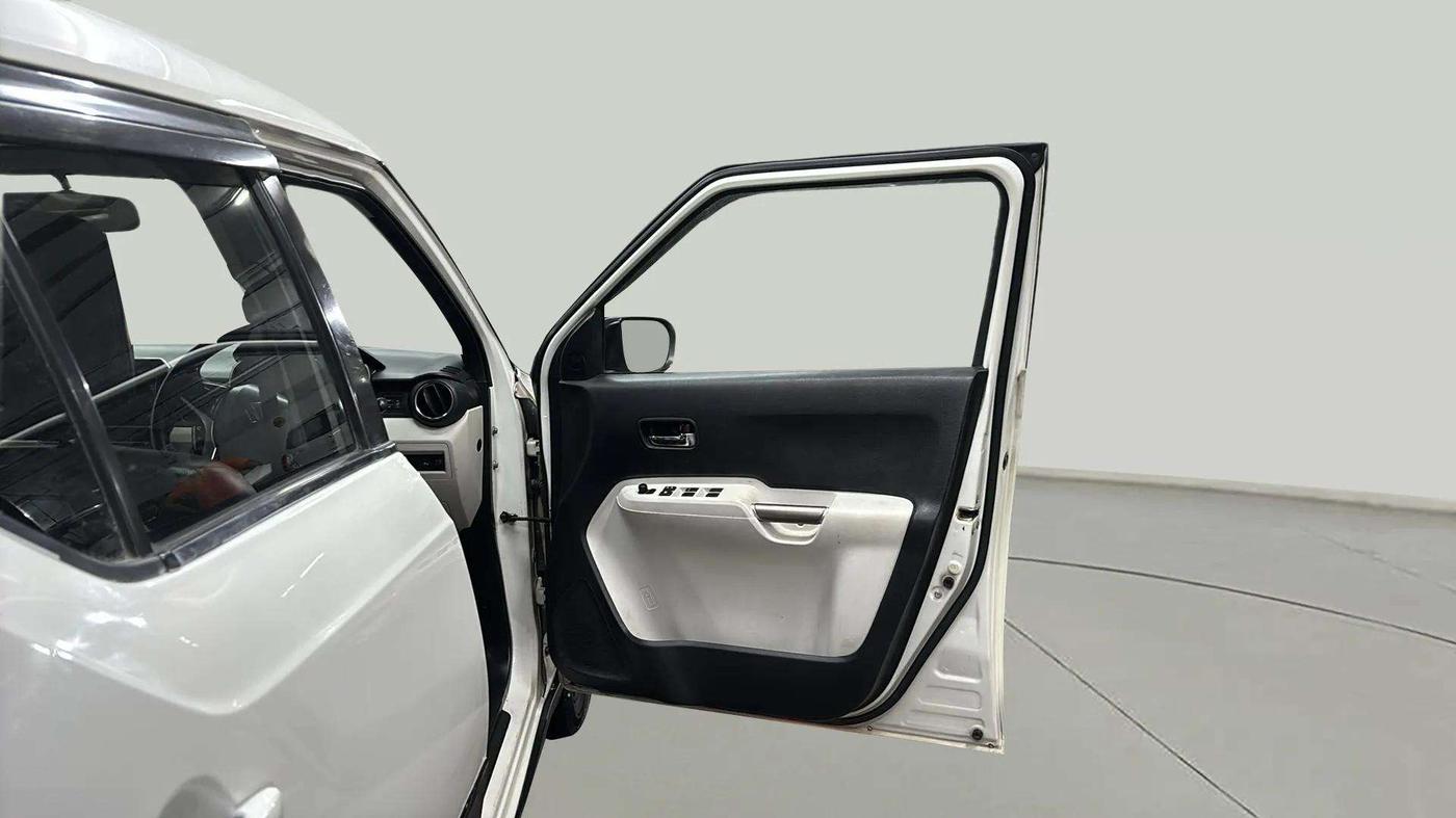 2017 Maruti IGNIS ALPHA 1.2, Petrol, Manual, 49,622 km, RHS Front Door