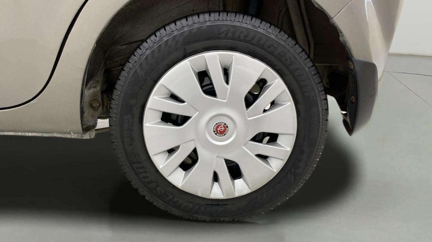2020 Maruti New Wagon-R VXI 1.2, CNG, Manual, 67,842 km, Left Rear Wheel