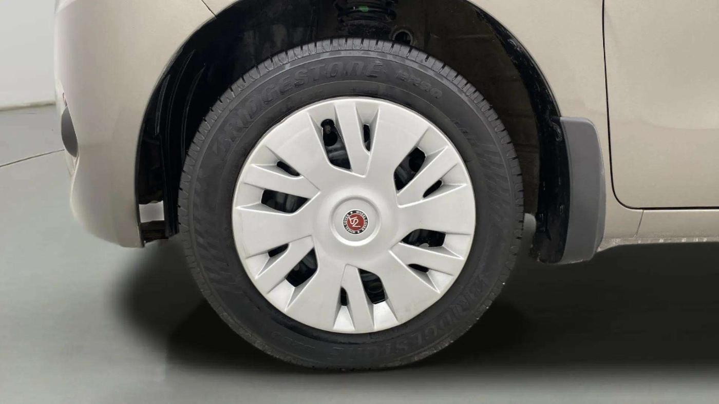 2020 Maruti New Wagon-R VXI 1.2, CNG, Manual, 67,842 km, Left Front Wheel
