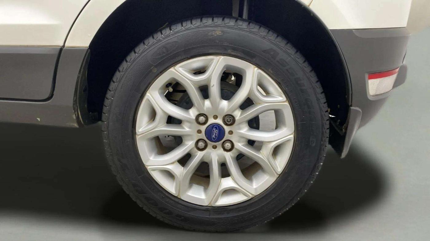 2015 Ford Ecosport TITANIUM 1.5L PETROL AT, Petrol, Automatic, 73,216 km, Left Rear Wheel