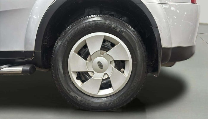 2015 Mahindra XUV500 W6, Diesel, Manual, 41,277 km, Left Rear Wheel