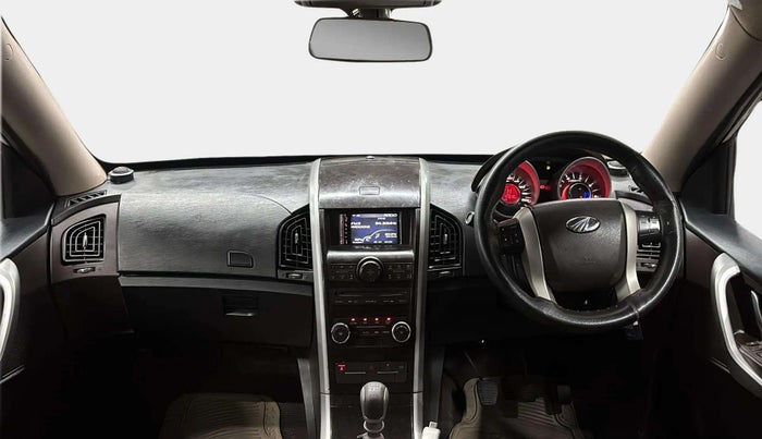 2015 Mahindra XUV500 W6, Diesel, Manual, 41,277 km, Dashboard