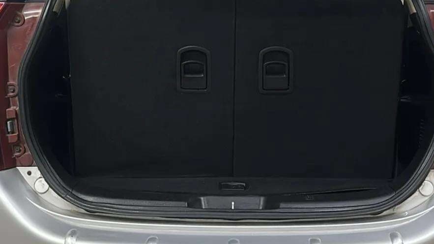 2015 Mahindra XUV500 W6, Diesel, Manual, 41,456 km, Boot Open Zoomed View