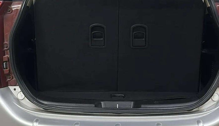 2015 Mahindra XUV500 W6, Diesel, Manual, 41,277 km, Boot Open Zoomed View