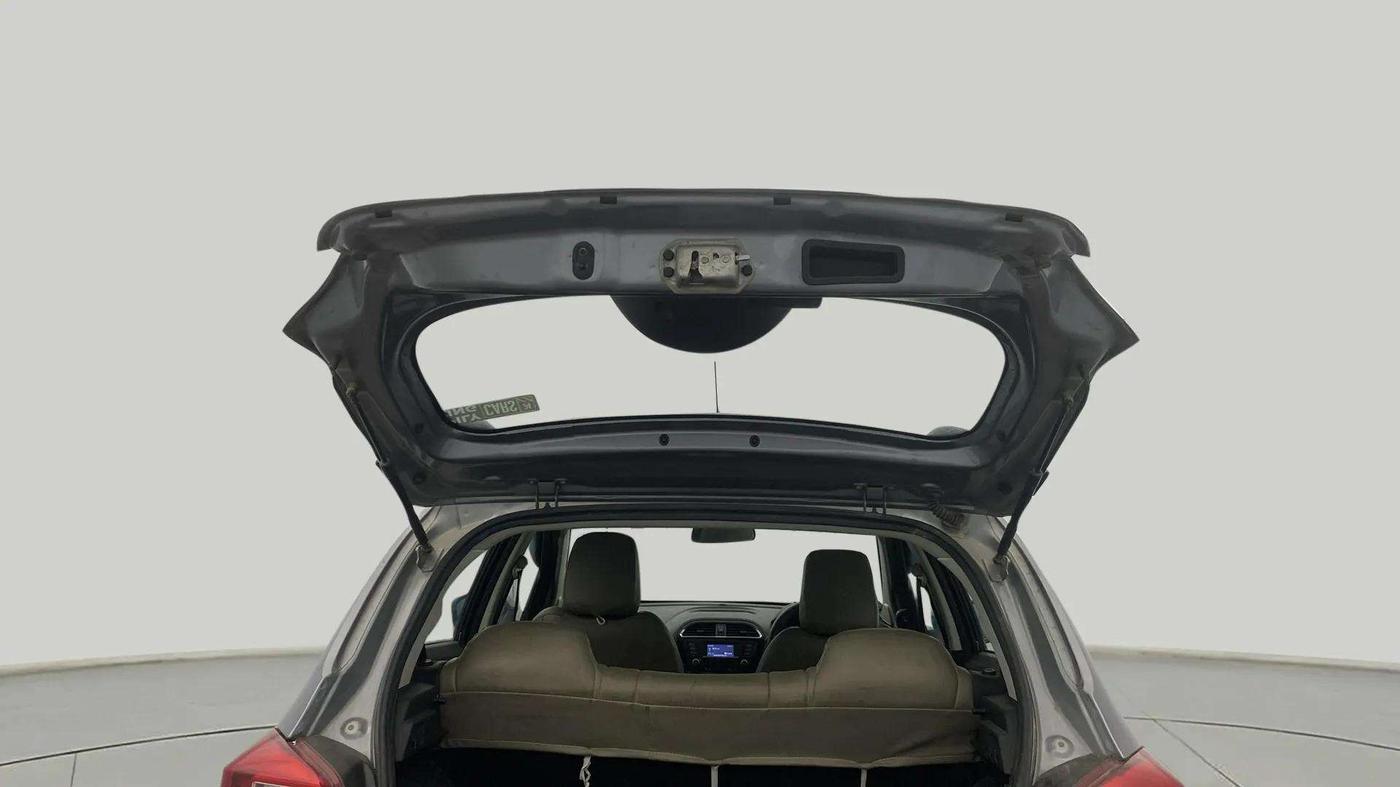 2018 Tata Tiago XZ PETROL, Petrol, Manual, 45,256 km, Boot Door Open