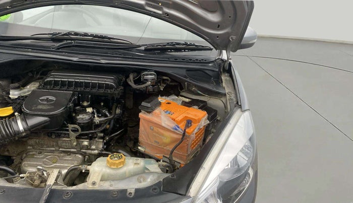 2018 Tata Tiago XZ PETROL, Petrol, Manual, 45,256 km, Engine View - Left