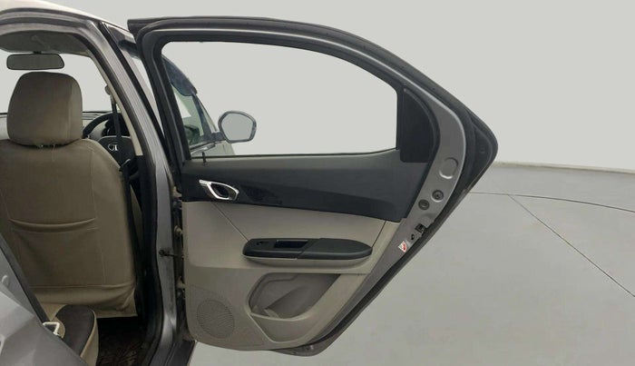 2018 Tata Tiago XZ PETROL, Petrol, Manual, 45,256 km, RHS Rear Door