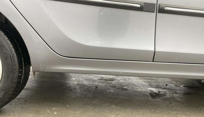 2018 Tata Tiago XZ PETROL, Petrol, Manual, 45,256 km, Right running board - Minor scratches