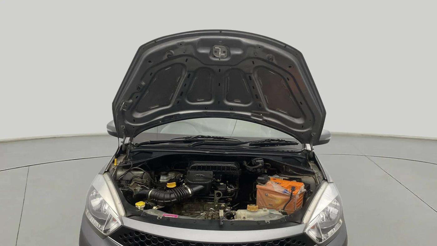 2018 Tata Tiago XZ PETROL, Petrol, Manual, 45,256 km, Open Bonet