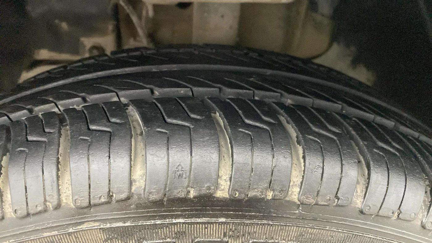 2018 Tata Tiago XZ PETROL, Petrol, Manual, 45,256 km, Left Front Tyre Tread