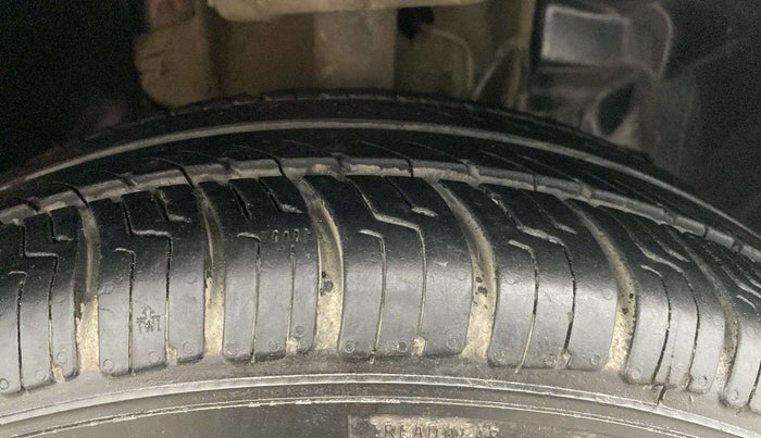 2018 Tata Tiago XZ PETROL, Petrol, Manual, 45,256 km, Right Front Tyre Tread