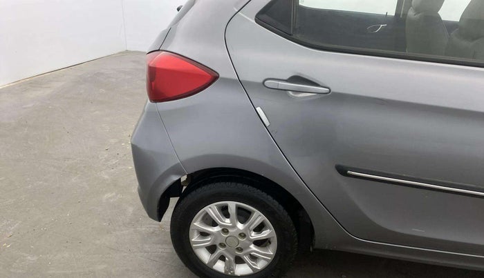 2018 Tata Tiago XZ PETROL, Petrol, Manual, 45,256 km, Right quarter panel - Minor scratches