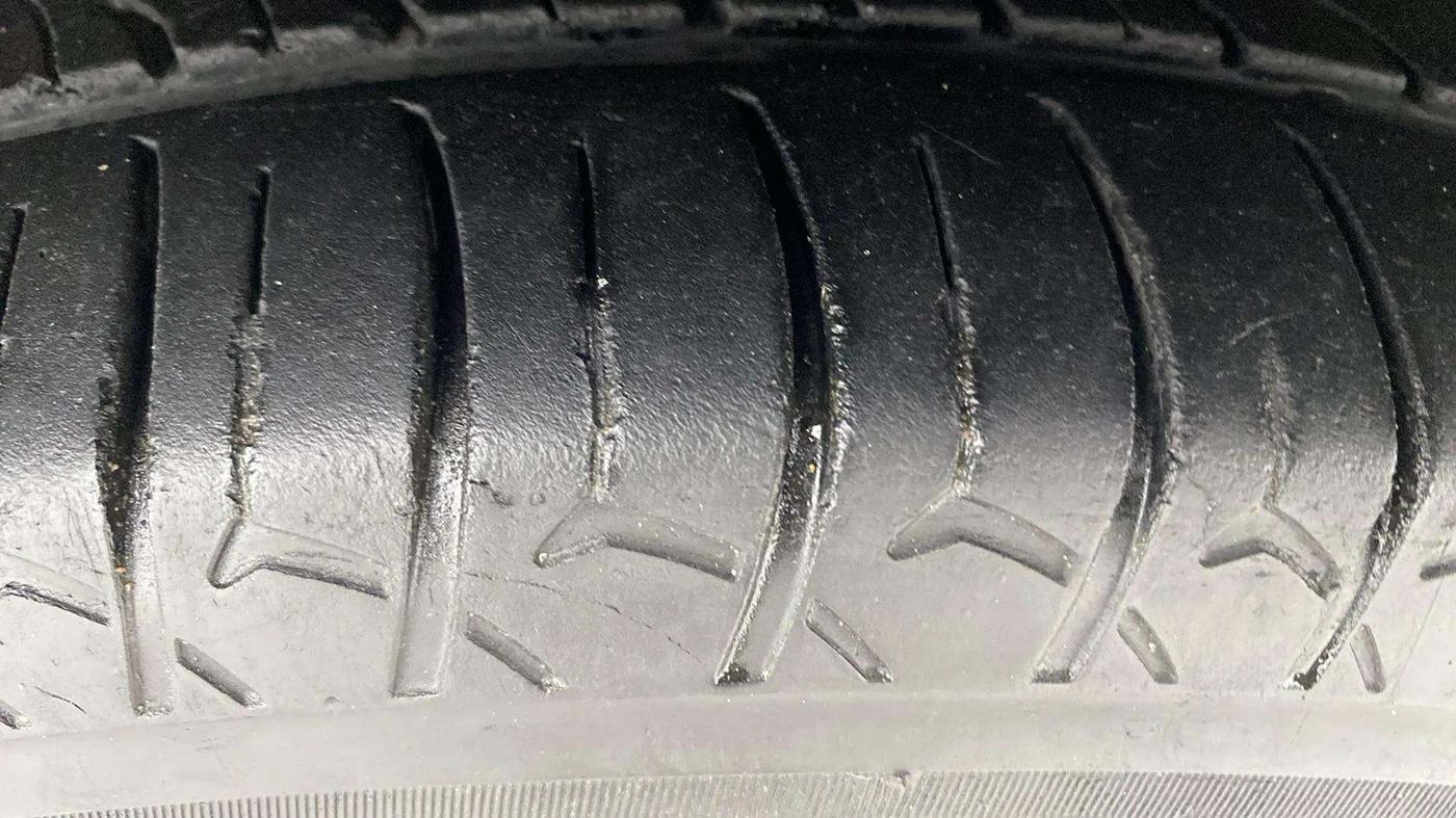2018 Maruti Celerio ZXI AMT (O), Petrol, Automatic, 87,900 km, Right Front Tyre Tread