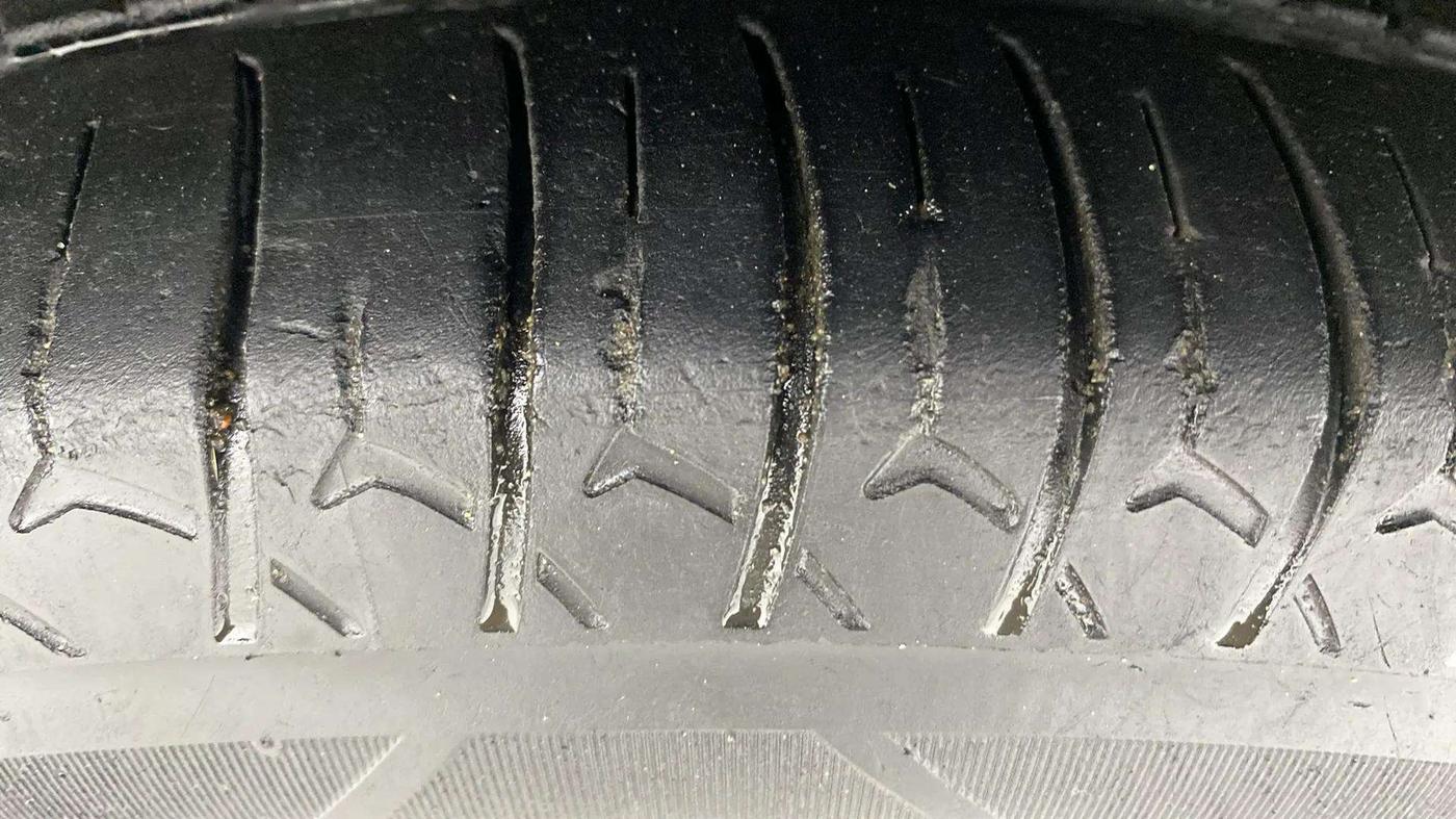2018 Maruti Celerio ZXI AMT (O), Petrol, Automatic, 87,900 km, Left Front Tyre Tread