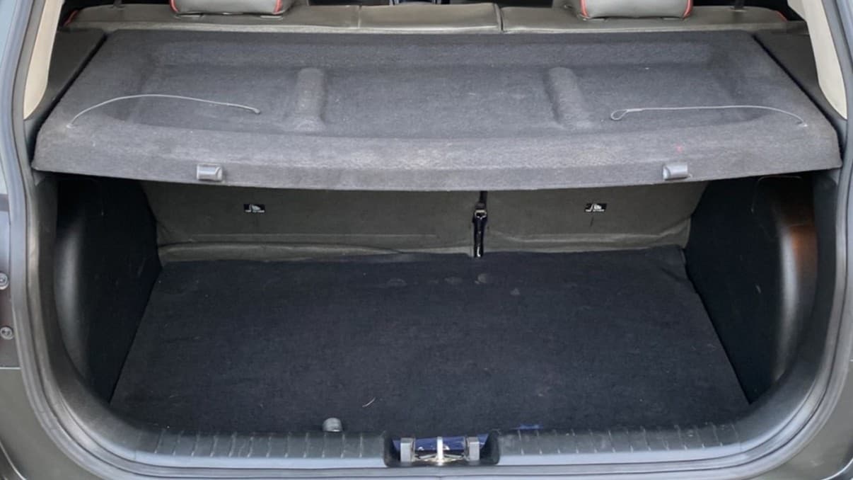 2019 Hyundai VENUE SX 1.0 (O) TURBO, Petrol, Manual, 65,298 km, Boot Inside