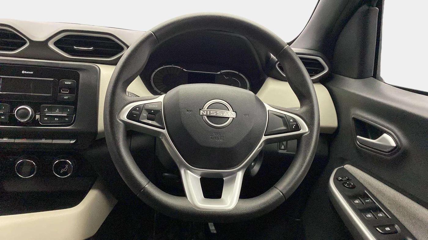 2024 Nissan MAGNITE XL, Petrol, Manual, 11,437 km, Steering Wheel Close Up